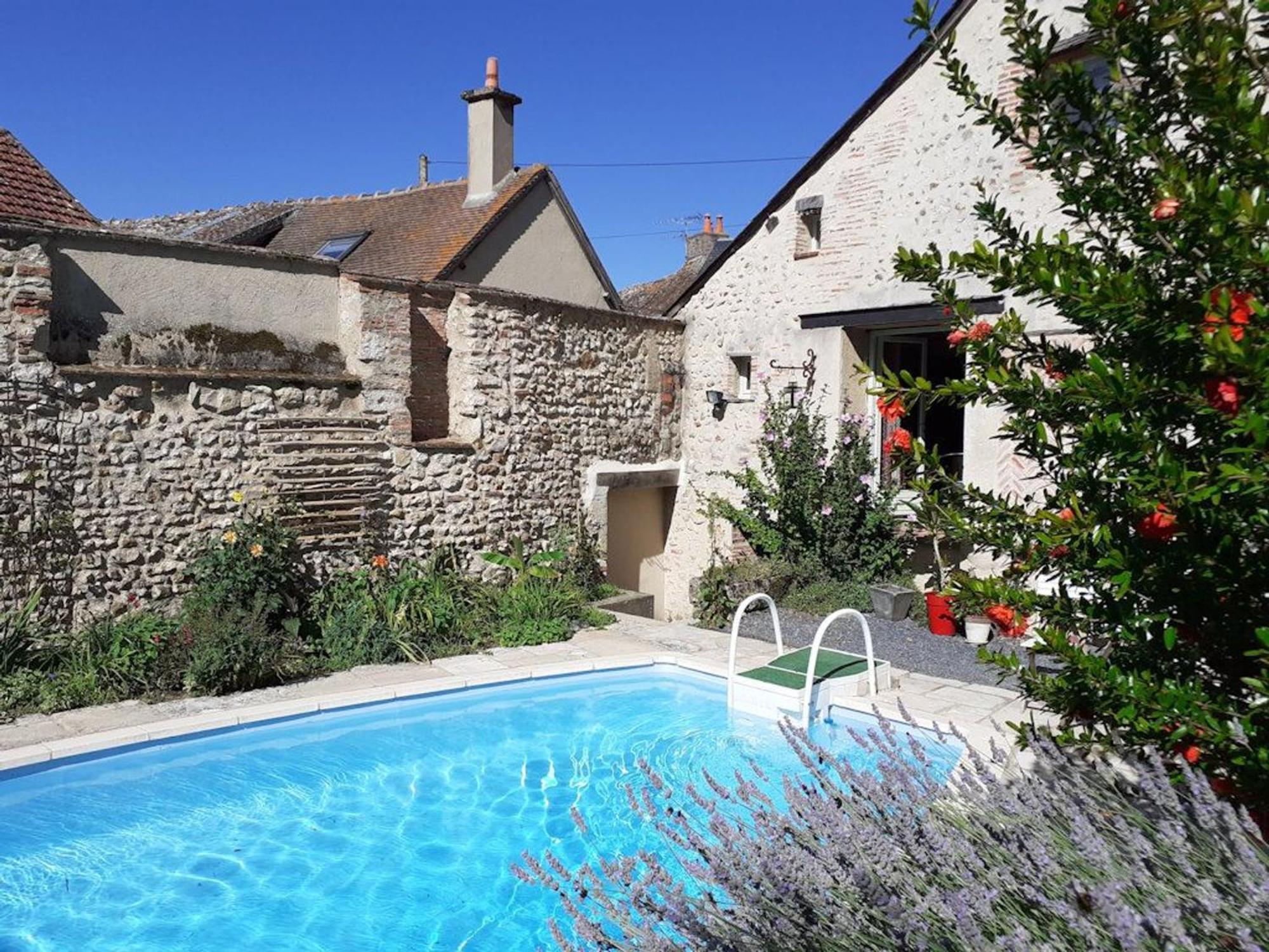 Chambres Spacieuses Avec Tv Et Salle De Bain Privee - Fr-1-590-453 Ousson-sur-Loire Exteriér fotografie